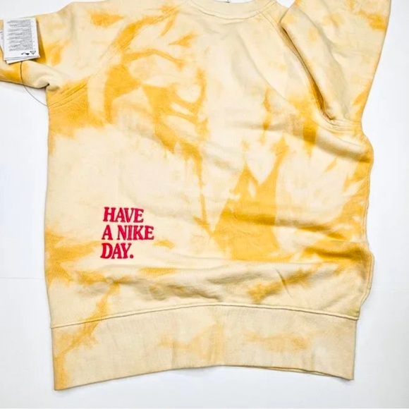 'Have a Nike Day' Embroidered French Terry Crewneck Cotton Washed Gold Sweater🌼 - Picture 5 of 7